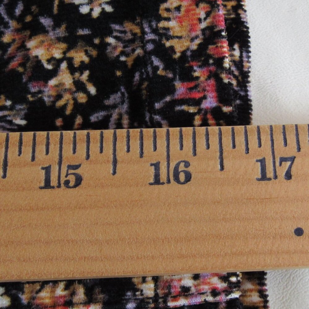 Womens Mossimo Black Floral Corduroy Skirt Size 8 - Picture 6 of 7